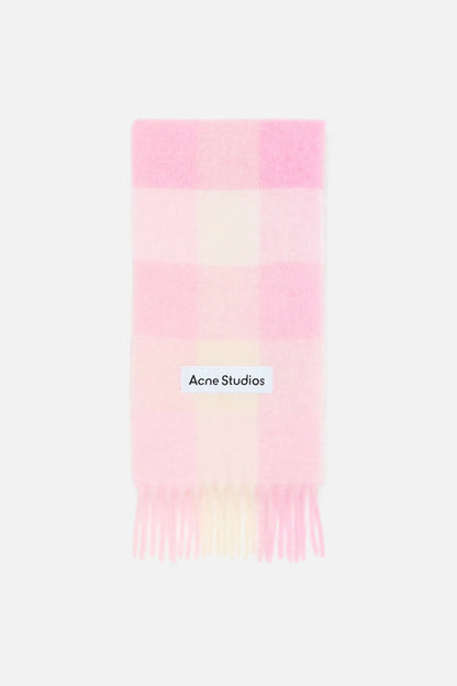 Loura Checkered Scarf